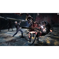 Cận chiến trong game Devil may cry 5